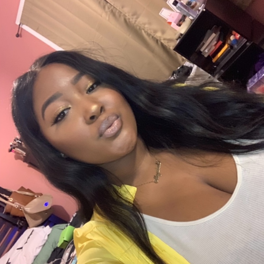 Meet your Posher 💋